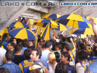 Foto: "Entrando a la popular regatas" Barra: Los Guerreros &bull; Club: Rosario Central &bull; País: Argentina