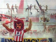 Foto: Barra: Los Leales • Club: Estudiantes de La Plata