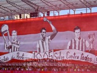 Foto: Barra: Los Leales • Club: Estudiantes de La Plata