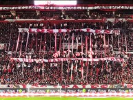 Foto: "GRACIAS POR SALIR CAMPEONES" Barra: Los Leales • Club: Estudiantes de La Plata