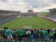 Foto: "Los de arriba, capos del bajio" Barra: Los Lokos de Arriba • Club: León