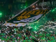 Foto: Barra: Los Lokos de Arriba • Club: León