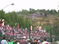 Foto: "27/10/2008, estadio La Granja, día del primer ascenso del Curi a Primera División, más de 8 mil personas en el estadio y 2 mil en el cerro" Barra: Los Marginales • Club: Curicó Unido • País: Chile