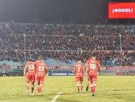 Foto: "ARGENTINOS JUNIORS COPANDO URUGUAY 02/05/2023, vs Liverpool" Barra: Los Ninjas • Club: Argentinos Juniors