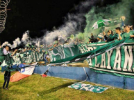 Foto: "De visitante en Paraguay (2015)" Barra: Los Panzers • Club: Santiago Wanderers