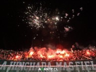 Foto: Barra: Los Panzers • Club: Santiago Wanderers