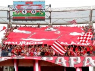 Foto: "Clasico 118 de la Cuarta Region, La Barra de Los Papayeros en la victoria del equipo por 1 gol a cero" Barra: Los Papayeros • Club: Deportes La Serena