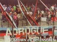 Foto: "en defensores" Barra: Los Pibes del Barrio • Club: Brown de Adrogué • País: Argentina