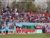 Foto: "Hinchada de BROWN, vs. Villa Dálmine. Agosto 2014" Barra: Los Pibes del Barrio &bull; Club: Brown de Adrogué