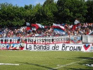 Foto: "AÑO 2009" Barra: Los Pibes del Barrio &bull; Club: Brown de Adrogué