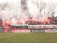 Foto: Barra: Los Pibes del Barrio • Club: Brown de Adrogué • País: Argentina