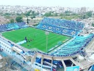 Foto: "La Buelta A Casa" Barra: Los Piratas Celestes de Alberdi • Club: Belgrano • País: Argentina