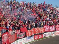 Foto: Barra: Los REDiablos • Club: Ñublense