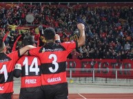 Foto: "2017 Jugadores celebrando un gol con la Barra" Barra: Los Rojinegros • Club: Rangers de Talca