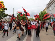 Foto: "En las manifestaciones sociales, 27 octubre 2019" Barra: Los Rojinegros • Club: Rangers de Talca • País: Chile