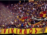 Foto: Barra: Los Vikingos • Club: Aragua