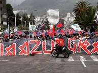 Foto: Barra: Mafia Azul Grana • Club: Deportivo Quito • País: Ecuador