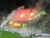 Foto: Barra: Máfia Verde • Club: Liga de Portoviejo