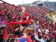 Foto: Barra: Marea Roja • Club: El Nacional • País: Ecuador