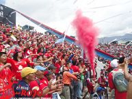 Foto: Barra: Marea Roja • Club: El Nacional