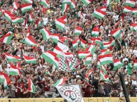 Foto: "Hinchada de Flu ayer Nova York" Barra: Movimento Popular Legião Tricolor &bull; Club: Fluminense