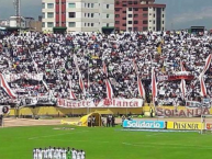 Foto: Barra: Muerte Blanca • Club: LDU • País: Ecuador