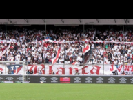 Foto: Barra: Muerte Blanca • Club: LDU