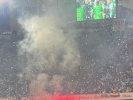 Foto: Barra: Muerte Blanca • Club: LDU