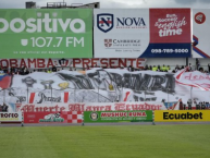 Foto: "Telon de la MB Riobamba" Barra: Muerte Blanca • Club: LDU • País: Ecuador