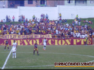 Foto: "En cajamarca año 2015" Barra: Revolución Vinotinto Sur • Club: Tolima • País: Colombia