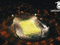 Foto: "Panoramica de el estadio Manuel Murillo Toro con su gente." Barra: Revolución Vinotinto Sur • Club: Tolima • País: Colombia