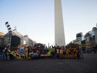 Foto: "En Argentina" Barra: Revolución Vinotinto Sur • Club: Tolima • País: Colombia