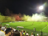 Foto: Barra: Revolución Vinotinto Sur • Club: Tolima • País: Colombia