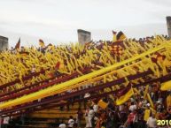 Foto: Barra: Revolución Vinotinto Sur • Club: Tolima • País: Colombia