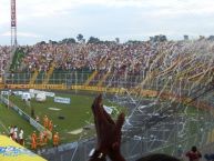 Foto: Barra: Revolución Vinotinto Sur • Club: Tolima