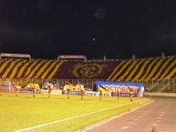 Foto: Barra: Revolución Vinotinto Sur • Club: Tolima