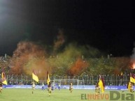 Foto: Barra: Revolución Vinotinto Sur • Club: Tolima