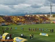 Foto: Barra: Revolución Vinotinto Sur • Club: Tolima