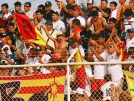 Foto: Barra: Sentimiento Albo • Club: Atlético Grau • País: Peru