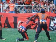 Foto: Barra: Super Naranja - Inmortal 12 - LBC • Club: Club Deportivo Ãguila