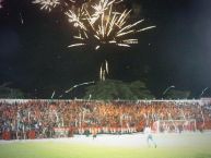 Foto: Barra: Super Naranja - Inmortal 12 - LBC • Club: Club Deportivo Ãguila