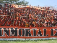 Foto: Barra: Super Naranja - Inmortal 12 - LBC • Club: Club Deportivo Ãguila