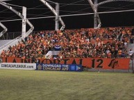 Foto: "La 12 y LBC de visita en Nicaragua" Barra: Super Naranja - Inmortal 12 - LBC • Club: Club Deportivo Ãguila