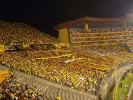 Foto: Barra: Sur Oscura • Club: Barcelona Sporting Club • País: Ecuador