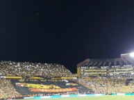 Foto: "Hinchada de Barcelona contra Grêmio por la copa libertadores 25/10/2017" Barra: Sur Oscura • Club: Barcelona Sporting Club • País: Ecuador