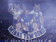 Foto: "Minas Tem Dono" Barra: Torcida Fanáti-Cruz &bull; Club: Cruzeiro &bull; País: Brasil