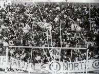 Foto: Barra: Trinchera Norte • Club: Universitario de Deportes • País: Peru