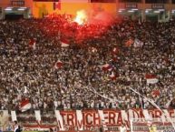 Foto: Barra: Trinchera Norte • Club: Universitario de Deportes