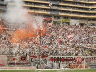 Foto: Barra: Trinchera Norte • Club: Universitario de Deportes