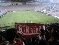 Foto: Barra: Trinchera Norte • Club: Universitario de Deportes